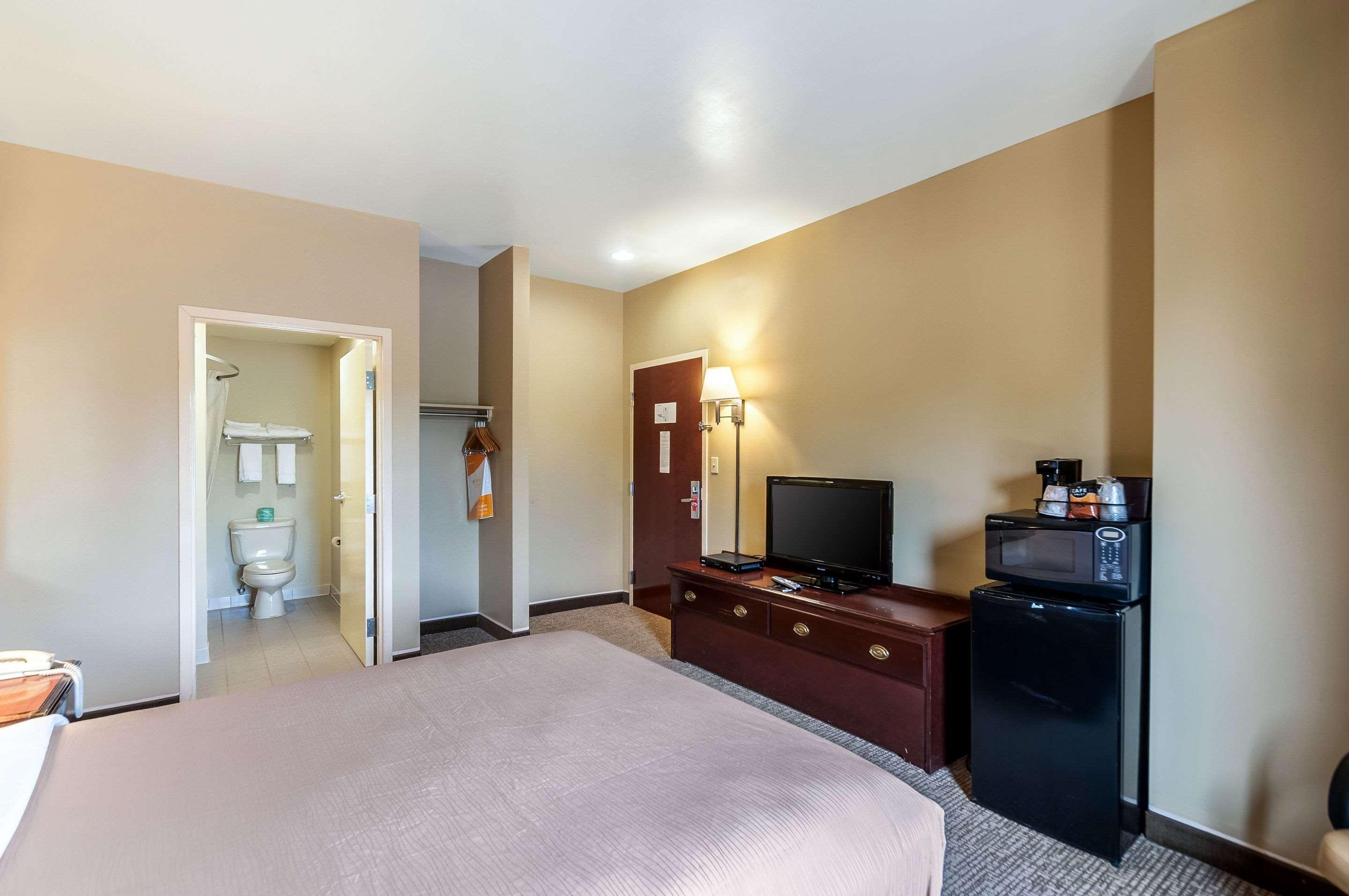Econo Lodge Inn & Suites Middletown Exteriér fotografie