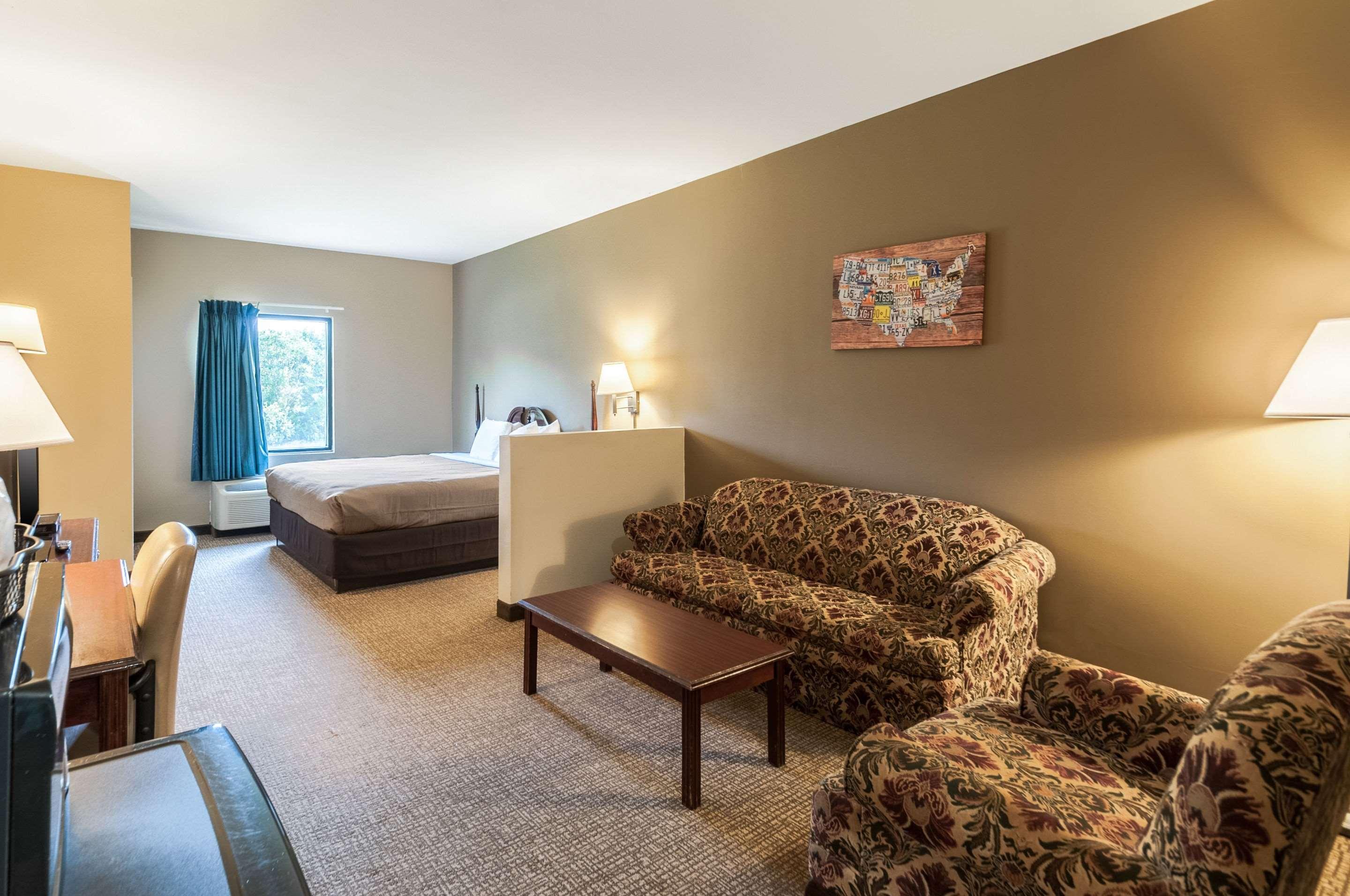 Econo Lodge Inn & Suites Middletown Exteriér fotografie